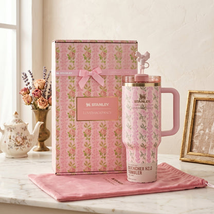 Stanley x Barbie Quencher 40 oz Tumbler – ’80s Peaches ’N Cream